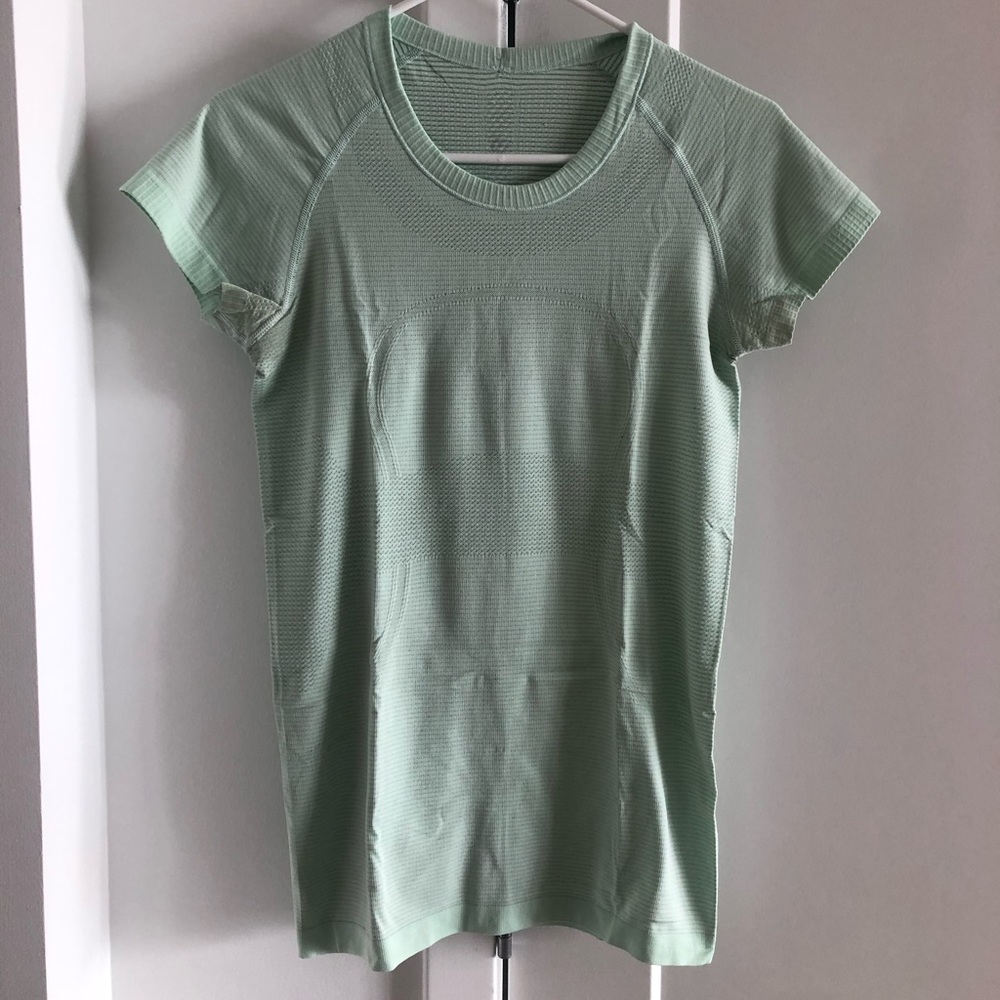 Lululemon swiftly tech tee